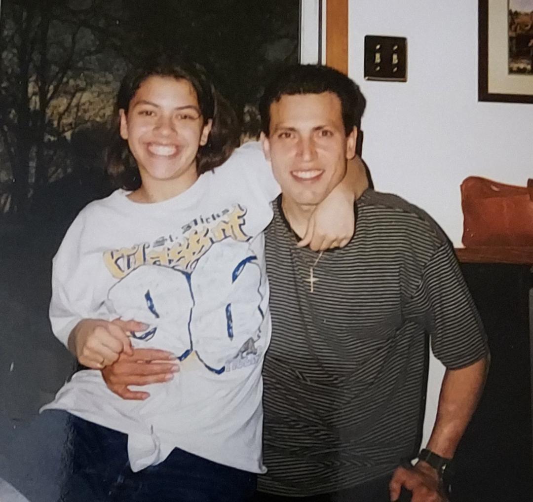 Happy Heavenly birthday to you, Feo!🥳🎂🥳
High school sweethearts produced our beautiful daughter. Hope you're dancing with the Angels in Paradise. 🪽💗🪽