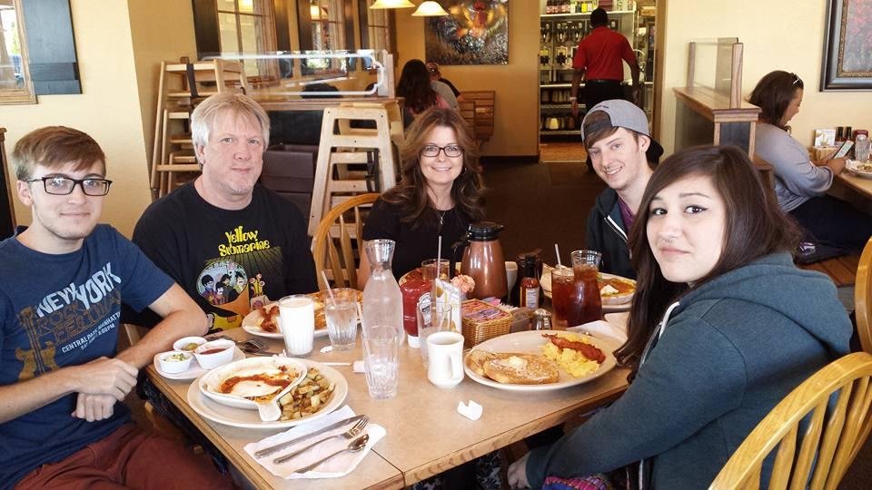 Breakfast with my family at the Egg and I. A rare occasion to get us all together these days.
