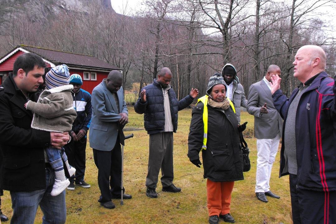 Ready to baptise Bro. Stanley in Jan 2011