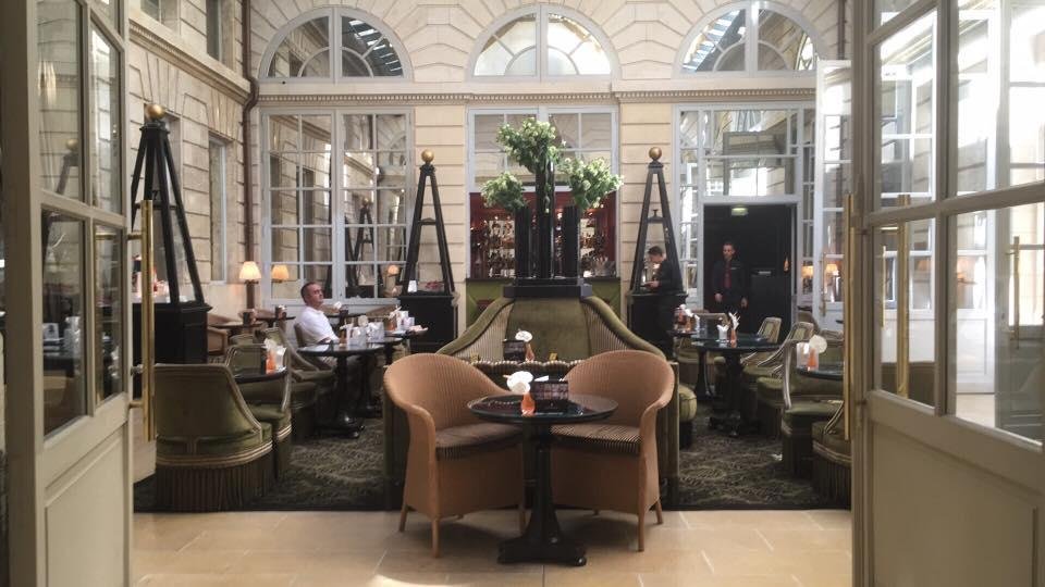 The bar in the Grand Hotel de Bordeaux: we ate lunch on the rooftop!