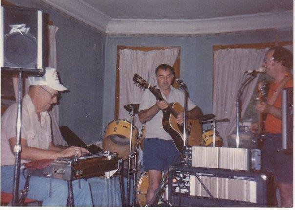 Raymond, Garold & Meredith jammin'