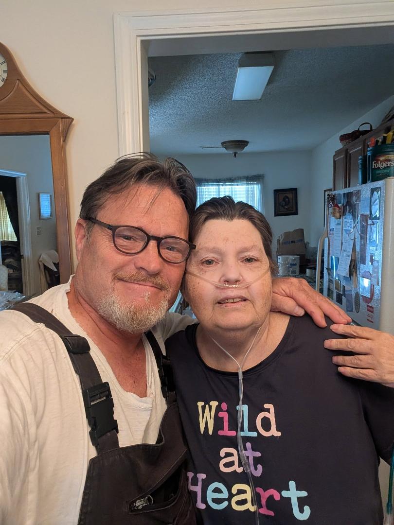 Hanging out with my cousin Karen today. Such a lovely person. She loves Jesus and knows he's coming back. Thank you sweet cousin.