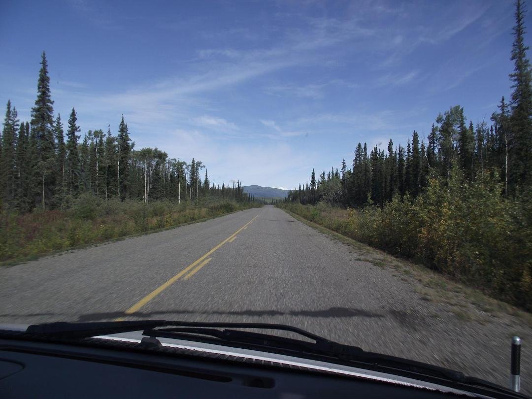 Beautiful scenes along the way to Dawson.