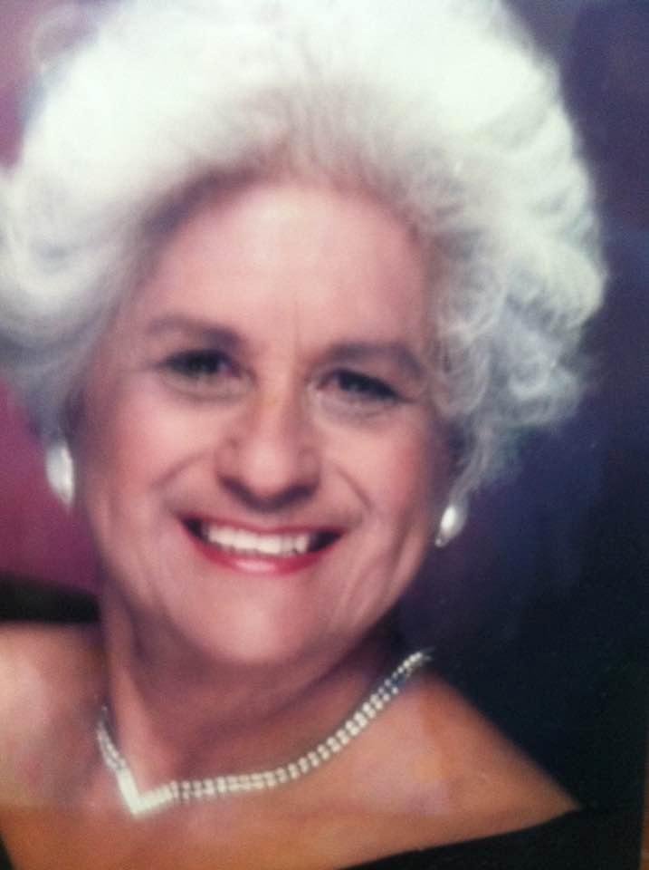 Happy Mothers Day to my Mom in heaven. Love and miss her everyday. Couldn't have had a sweeter more beautiful Mom. 🌺🌸🌷🌹🥀🌻🌼💐💕💕💕