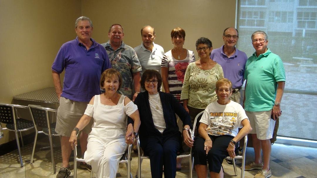 Had a great time at the mini Peabody 1962 reunion today in Ft. Lauderdale!
Hope Leibling Guam, Etta Dines Gold, Sarah Carson, Bill Skeegan, Tom Jennings, Joel Caplan, Sandi Lando Madsen, Susie Persky and Alan Caplan.