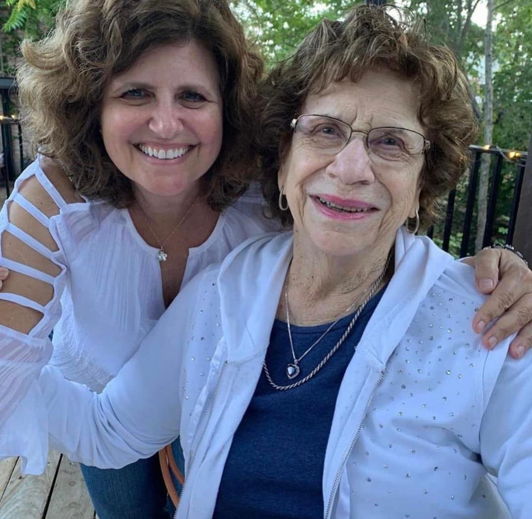 Happy Mothers Day to Susie and her mom. Sooz is visiting in CA today.