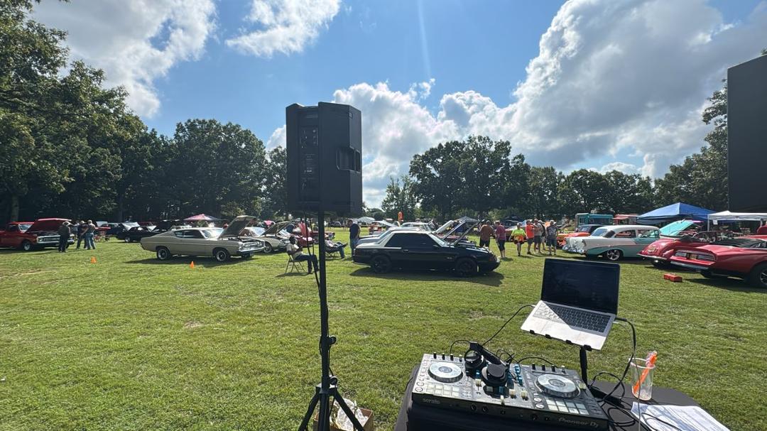 Gig 1 of the day. Dj360-Dmv with Big Day Productions