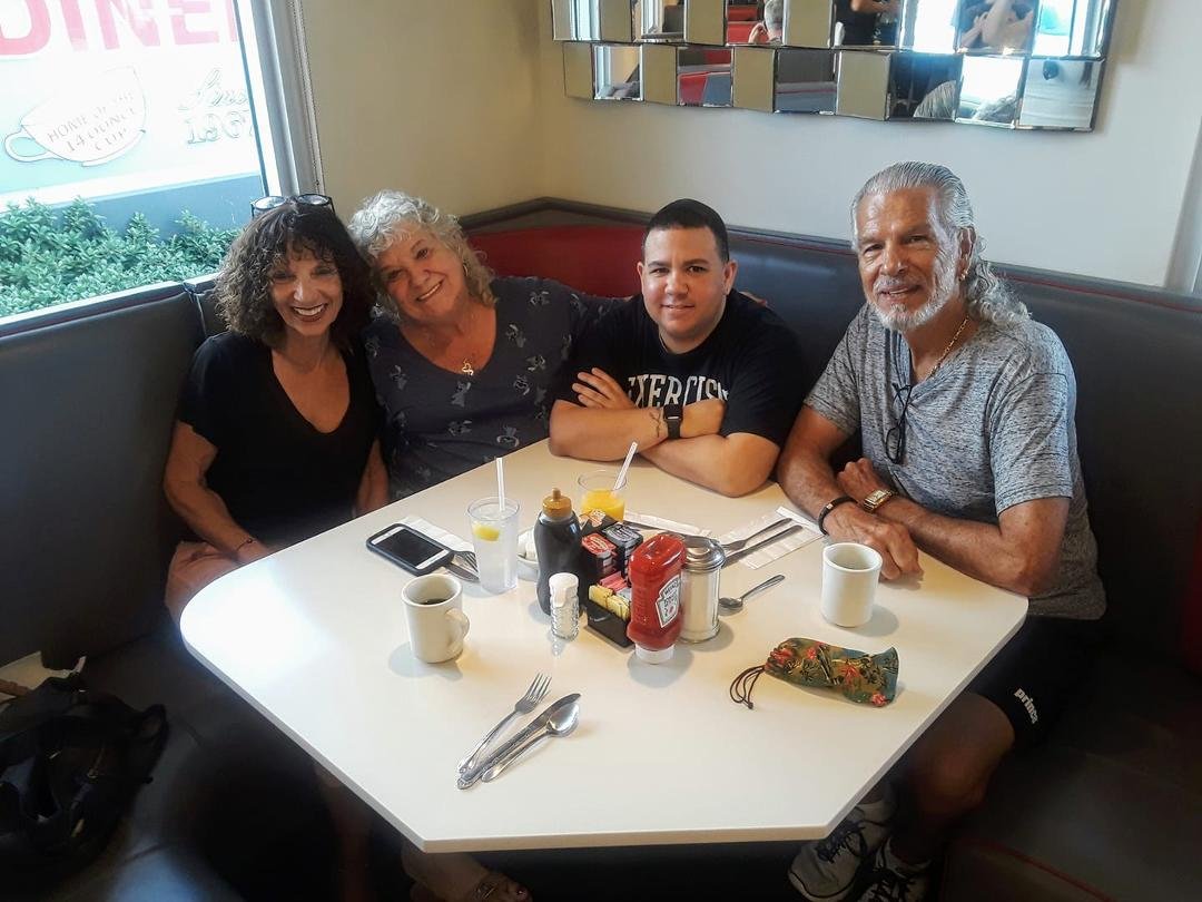 Having breakfast with with mimi and Ari
My sister, from another mother😘