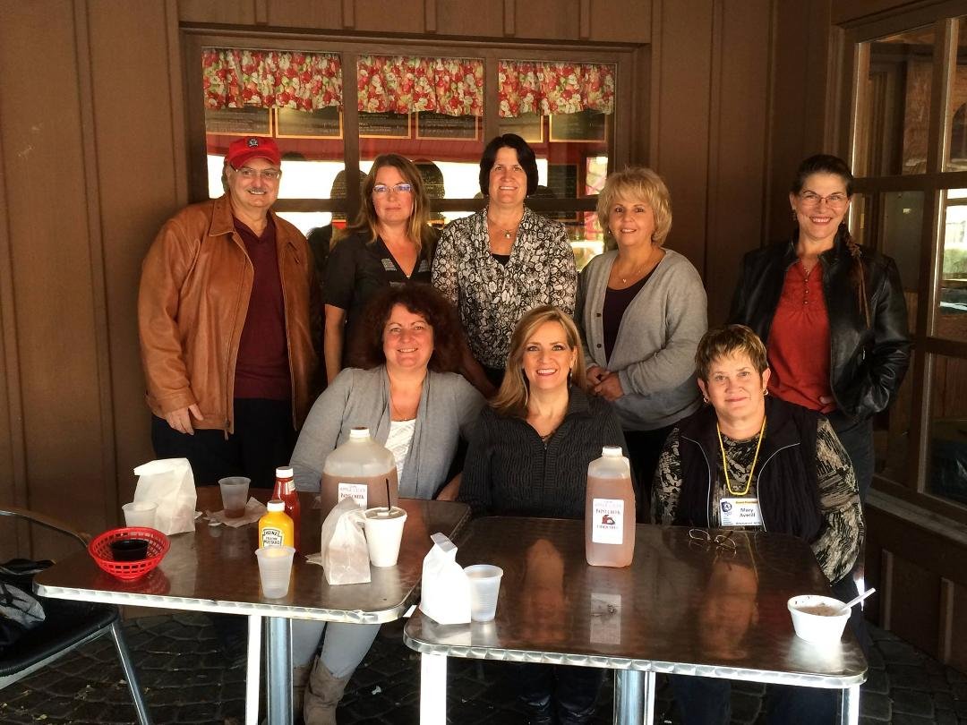 Our meetup in Rochester was such a pleasure! Apple cider and donuts and good friends.