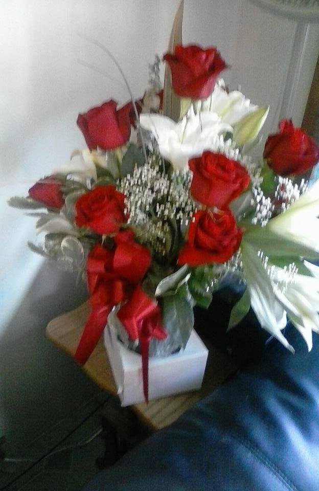 Thank you to Jerry & Georgia Debruin & the Debruin family for the flowers that were sent home w/Billie.  Love Me