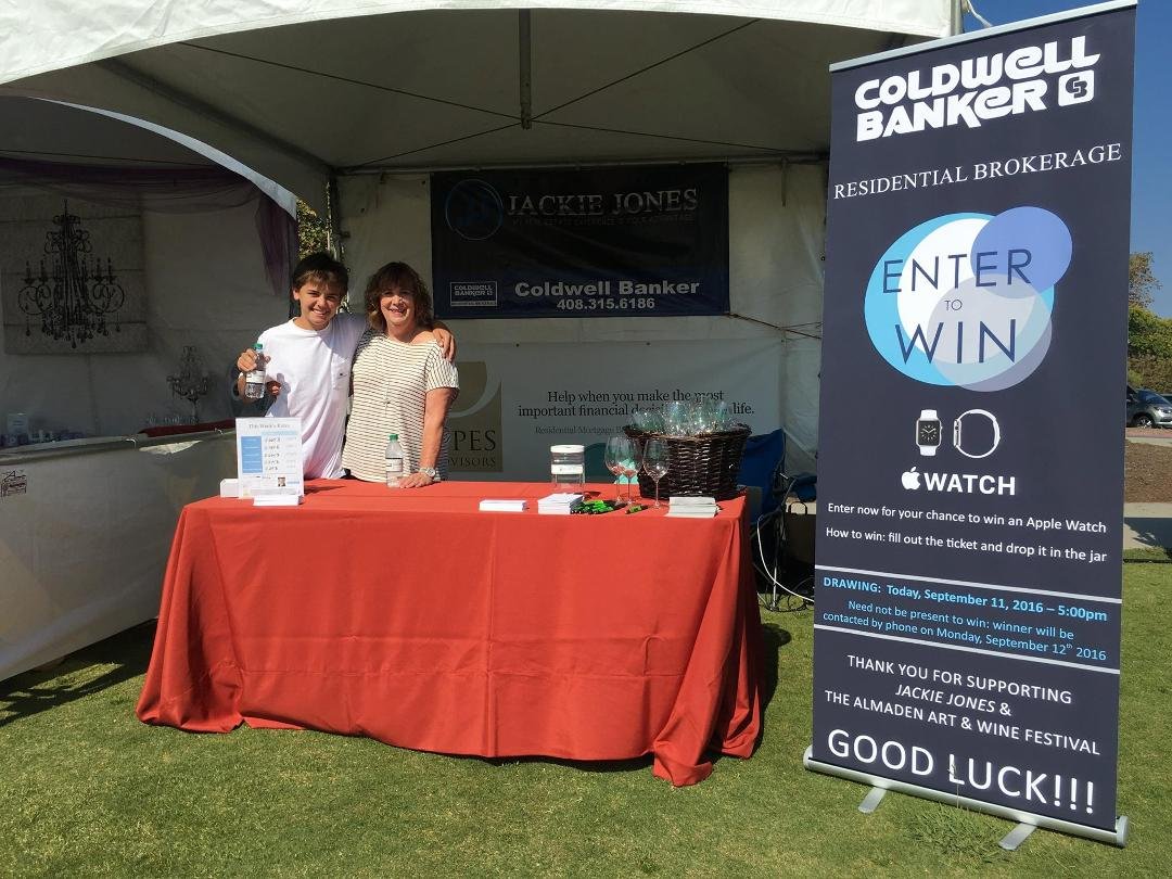 Great turn out for the 40th Annual Almaden Art & Wine festival. 

Thank you to The Almaden Valley Women's Club for  putting together this wonderful event. 
I sure enjoyed visiting with everyone who stopped by booth to say h