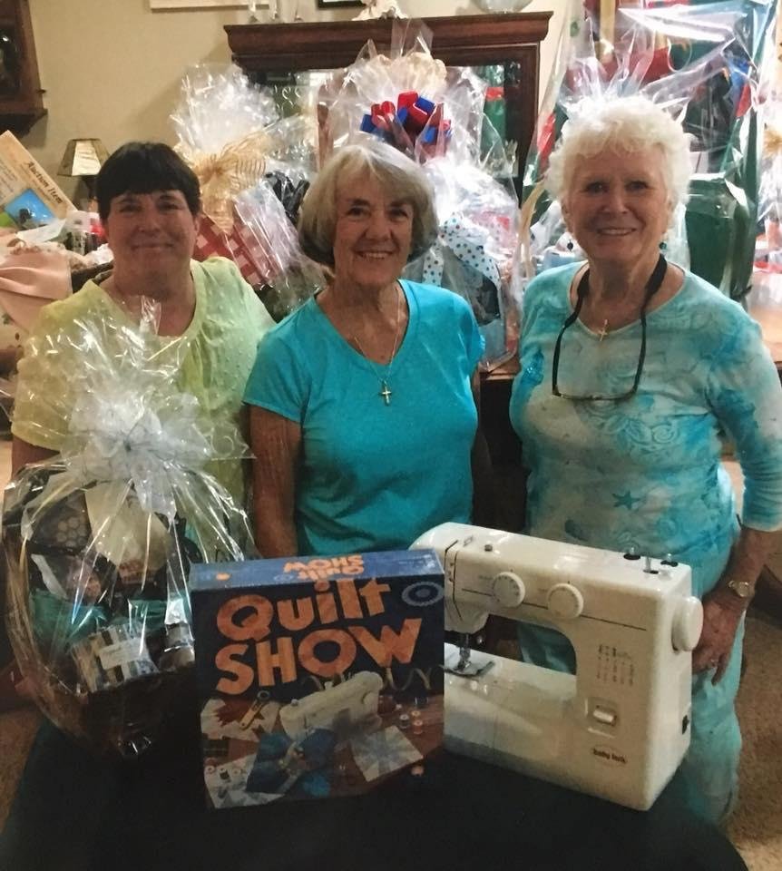 Here’s your chance to win 10 Disneyland tickets, a new Sewing machine (2 offered) or many other wonderful raffle opportunities.
Harvest on the Delta Quilt Show.
Brentwood Community Center. This Saturday and Sunday.