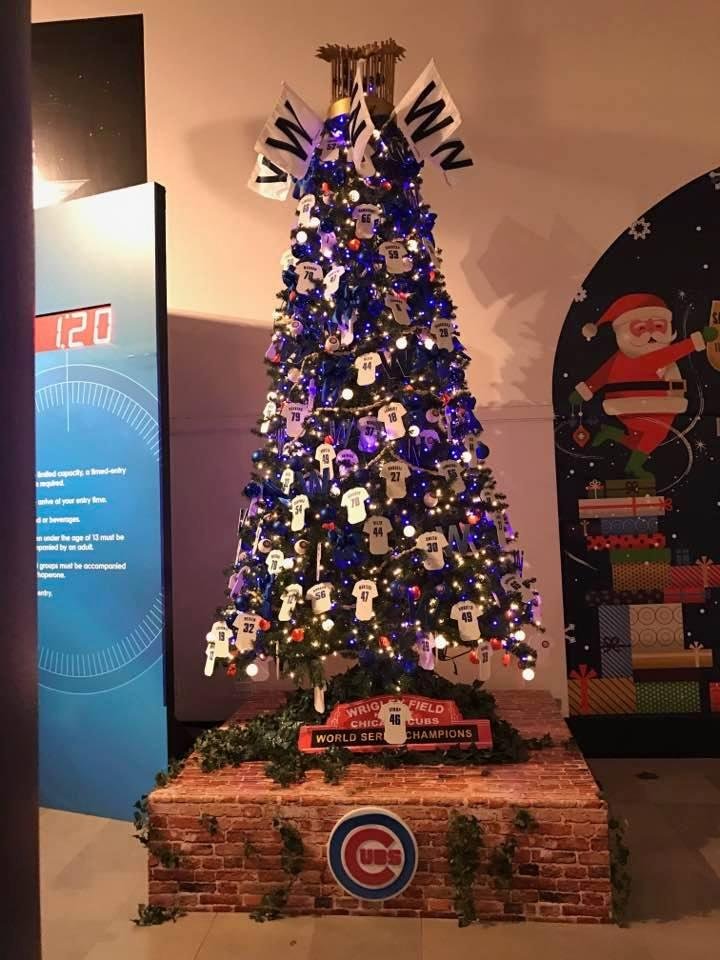The Museum Cubs tree.... flying the W! 🌲
