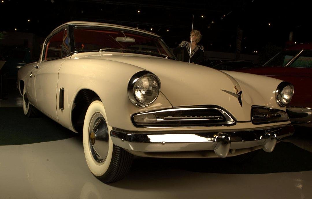 1953 Studebaker Starliner