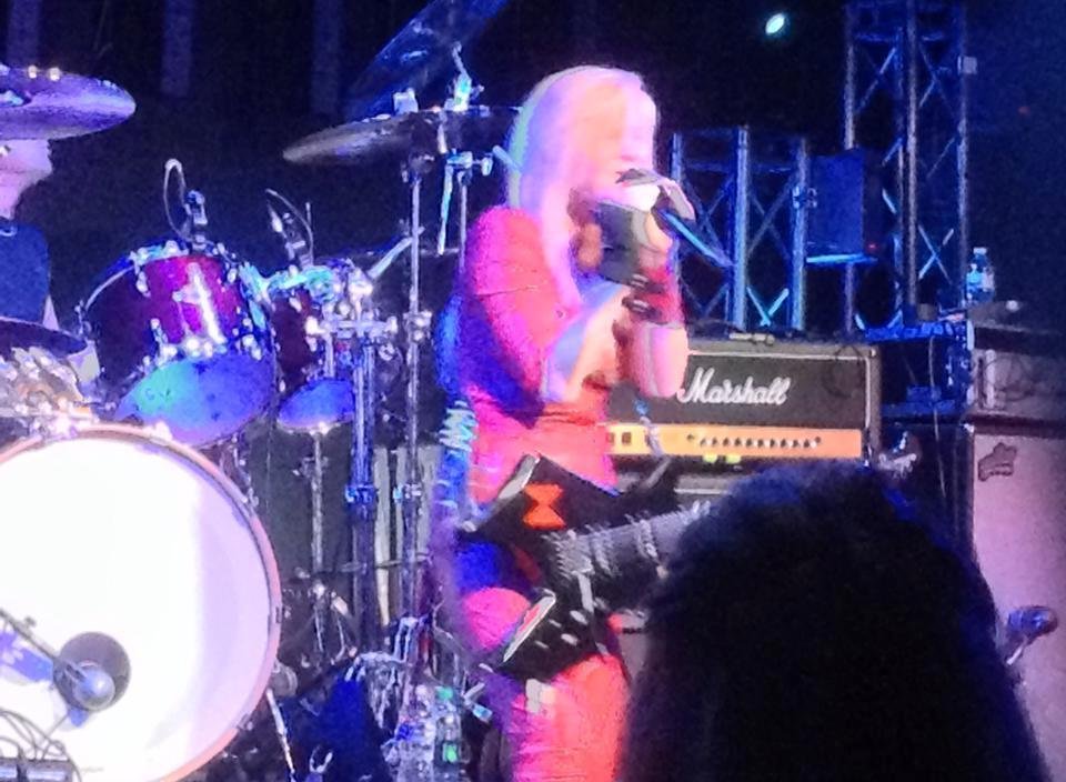 I'm fuckin rockin with Lita!!!!!!!!!!