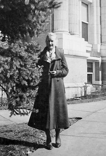Happy 101st Heavenly Birthday Mom <3
Lydia Hill at 18
