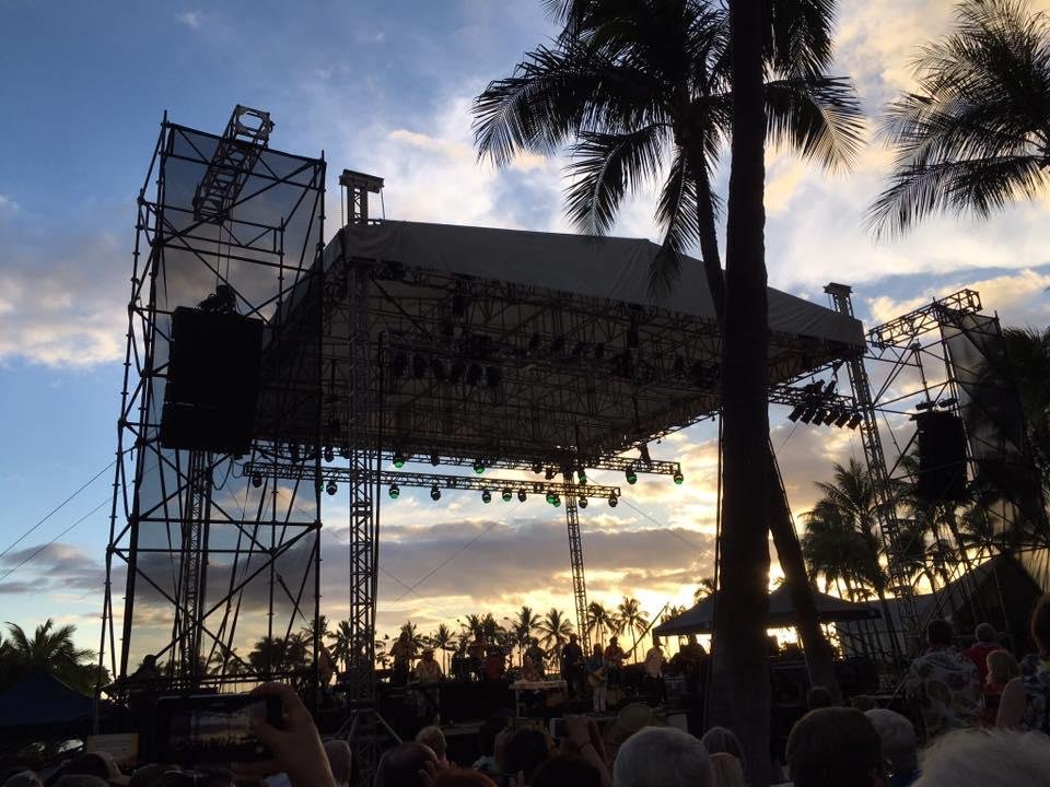 Had a great time at the Beach Boy Concert In Waikiki with my dear friends.