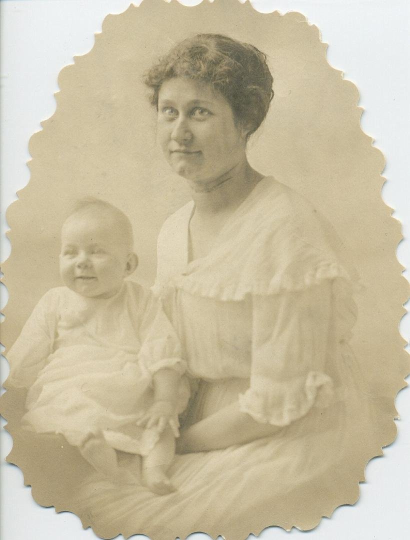 97 years ago on May 23, 1918. My Mother Jean May Kingman Ainge was born. I hope she has a great birthday in Heaven on Saturday. It seems like yesterday that she returned to Live with our Heavenly Father and was reunited wit