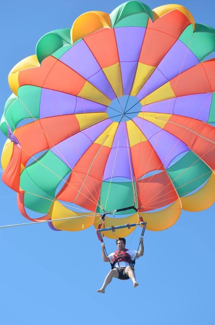 Alan Roberts' album, Parasailing