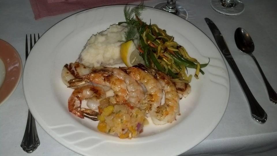 Had to try some Shrimp & Scallop Tropical, while waiting for my Duck Donuts