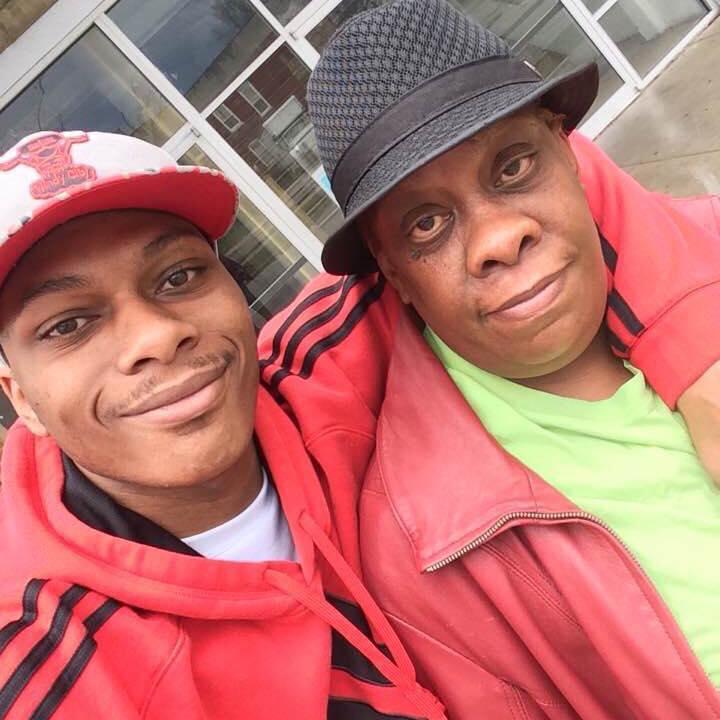 I love this woman so so much she the only woman that know me the best. When I’m acting crazy or sad or just happy she know what to say. Love you mommy❤️❤️❤️