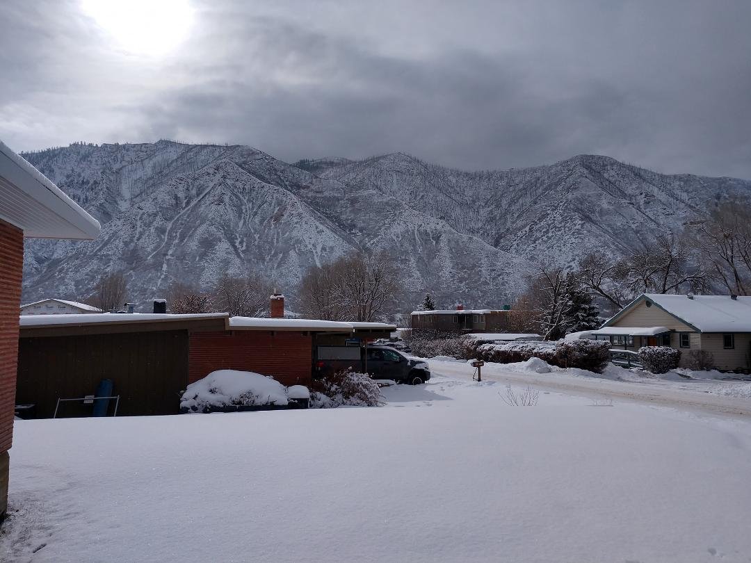 The snow as light as can be.