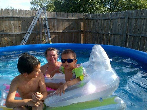Grand kids enjoyin Papa's Pool
