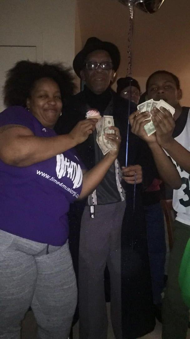 When u lose u pay up them dirty birds ain't sh## I lost big .time she got me for a big face