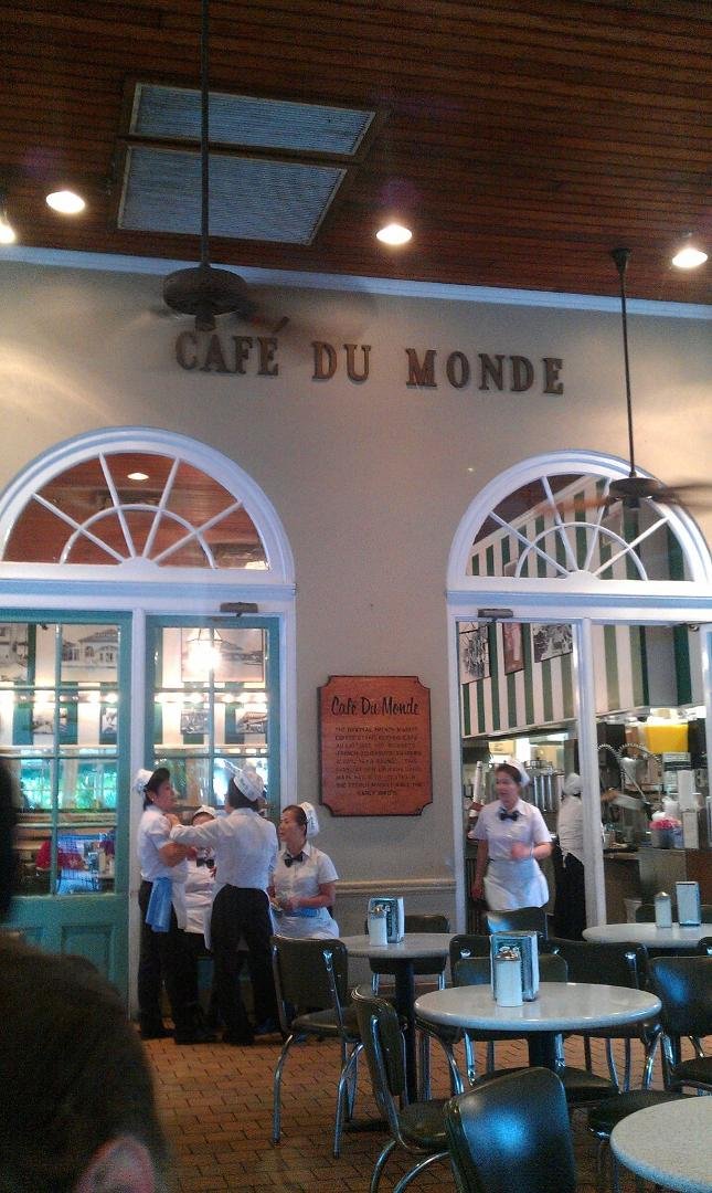 Having Beignet's at the "World Famous" Cafe' Du Monde...heading to Galveston
