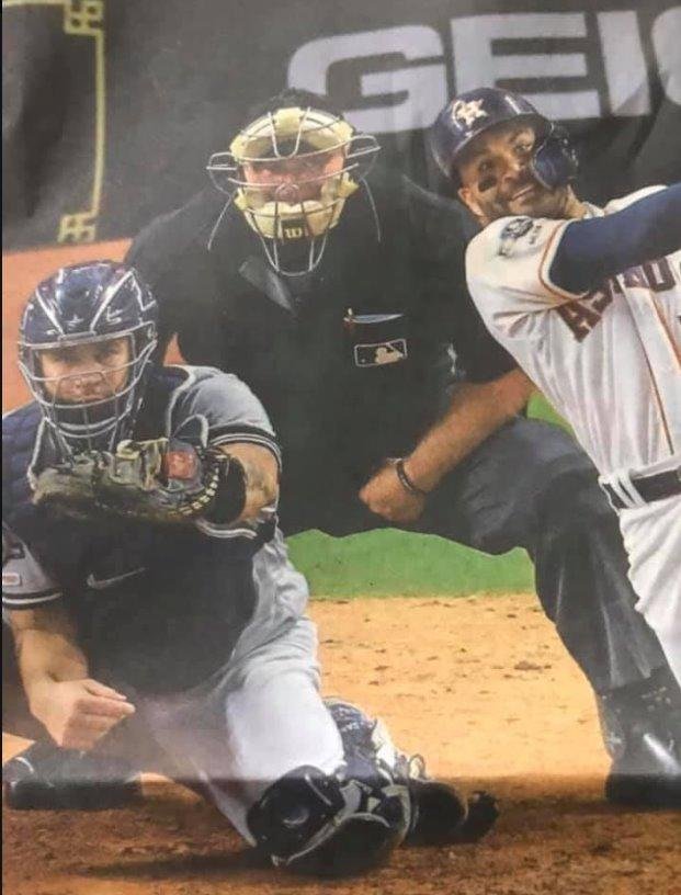 Check out Jose' Altuve's face