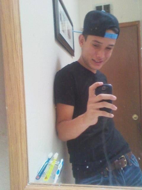Thomas is my Mr.Selfie son