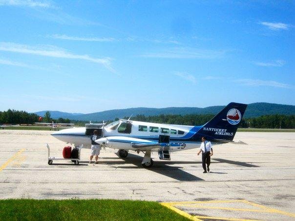 Our plane 9 passengers