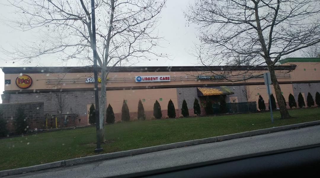I guess the Urgent Care decided to rent that space in the hopes of getting a lot of food poisoning cases? LOL!