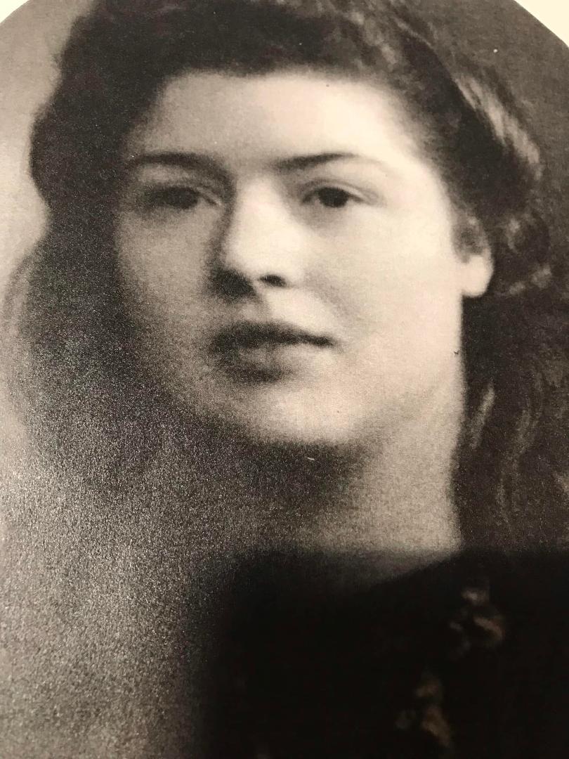 Deirdre Douglas' album, Mobile uploads