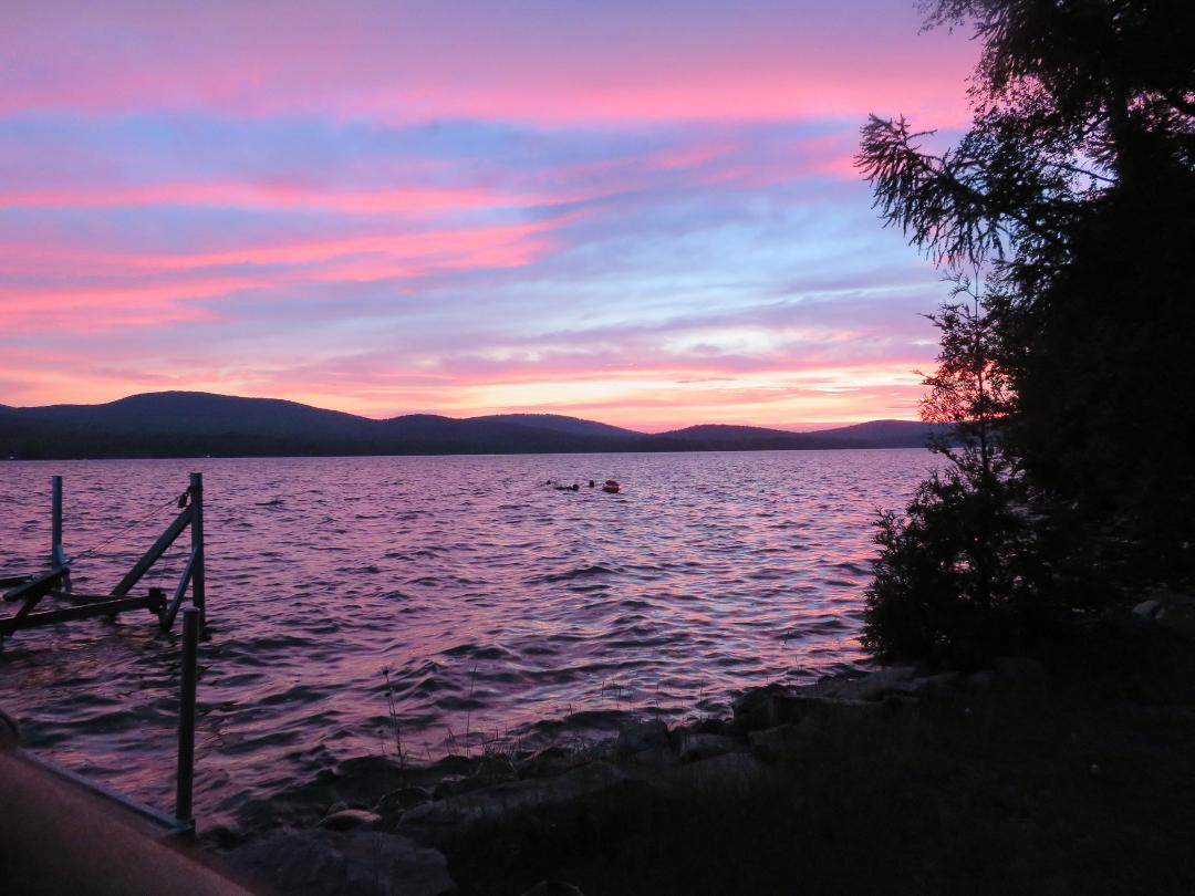 End of a hot day on the lake