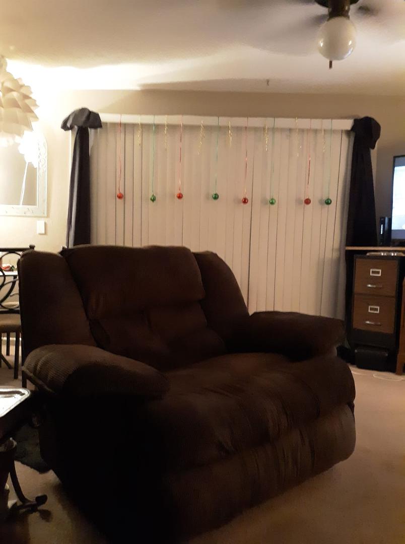 Just a shot of decorations...