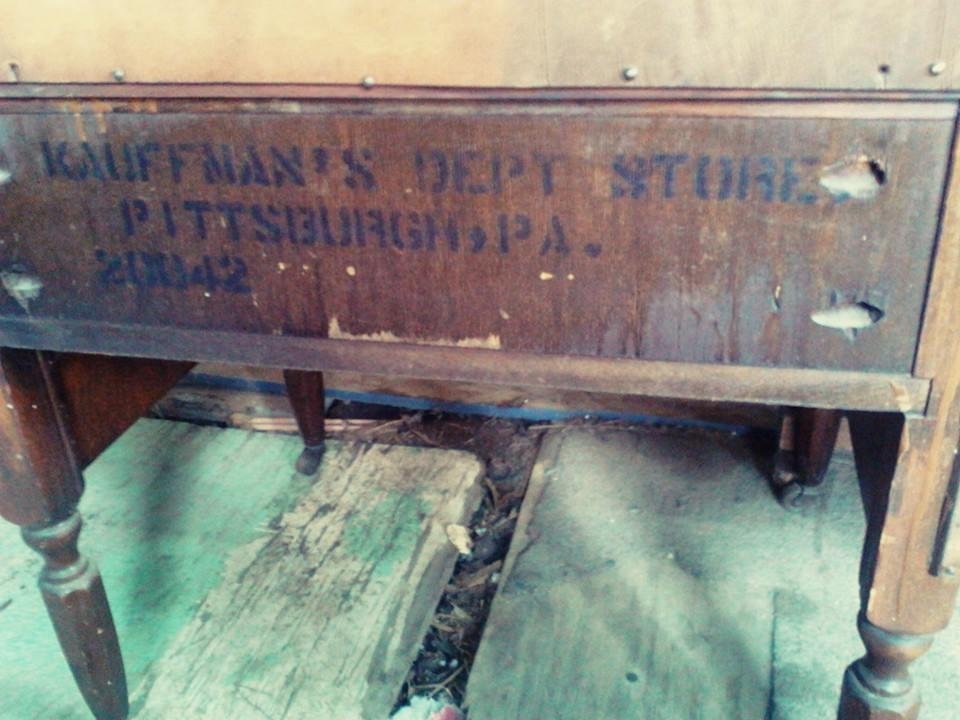 This is the place on the back of the antique vanity I showed a couple of weeks ago. Either where it was made or sold. Still looking for an antique dealer to get a Quito on it.