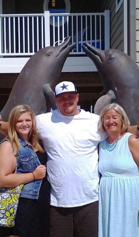 Last night in sandbridge and we went out to dinner for seafood buffet.