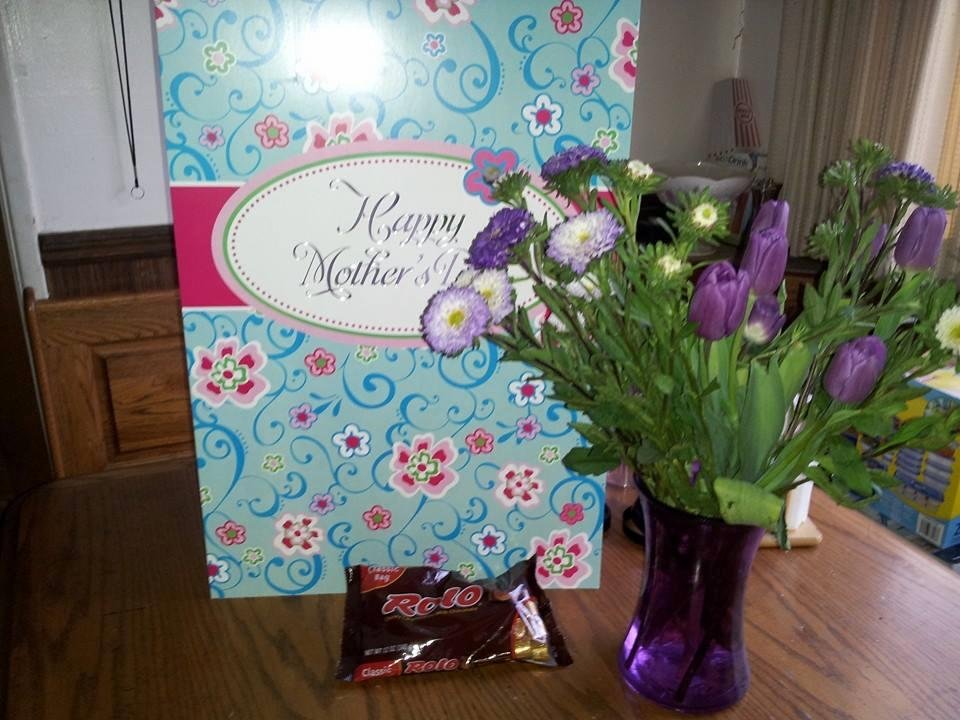 My big ass Mothers Day card and gifts from the best son in the world. Thanks Trevor Voss! I love you!