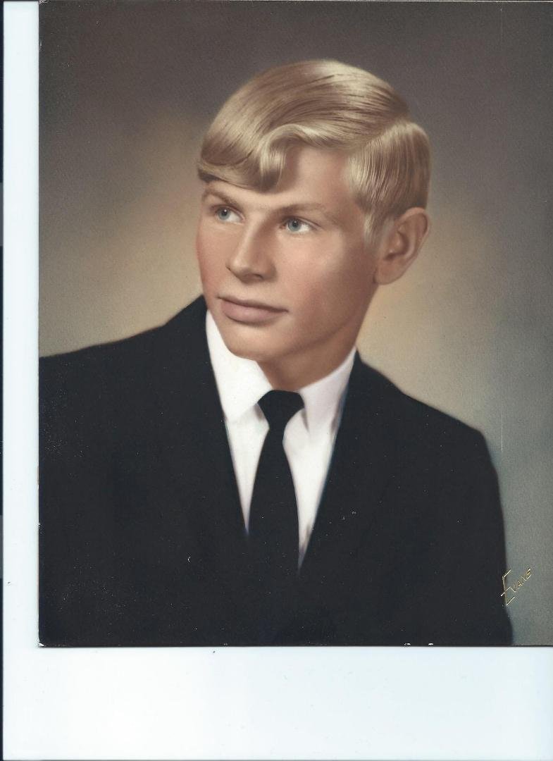45 year class reunion coming up, trying to change profile pic.