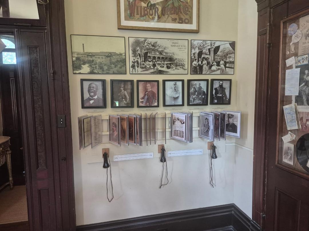 Famous entertainers who performed there