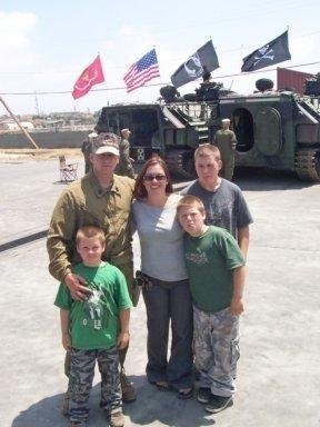 shane , wife misty ,jake , fionn and loegan