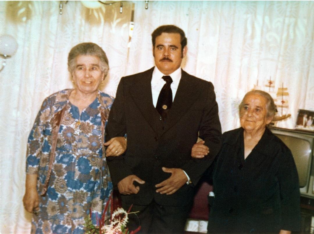 mi abuela y familia