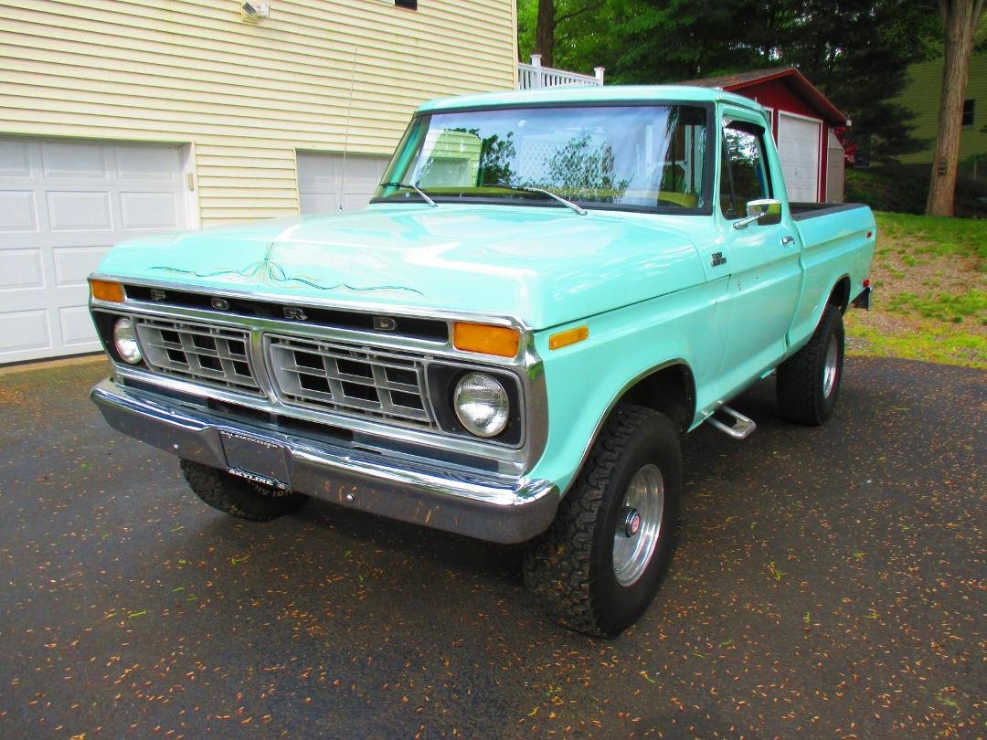 My 1977 Ford F150 4X4. Bought in Oregon with 49,000 miles. Original paint, never hit or rust. Has working am/fm/8 track with cb. Everthing works as new.