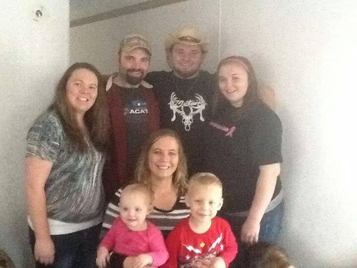 ♡My 3 kiddos with their Daddy, Thomas...♡
Alexandria, Thomas, Tyler, Brandi Rose
Mae (Thomas' fiance)
Madison (My kiddos lil sister, Tom & Mae's girl)
Gene (My kiddos lil brother, Mae's son)