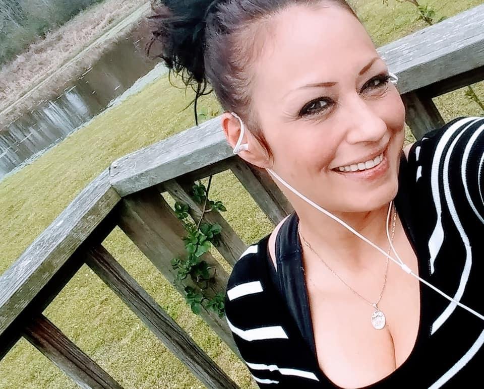 Felicia Meshell's album, Mobile Uploads