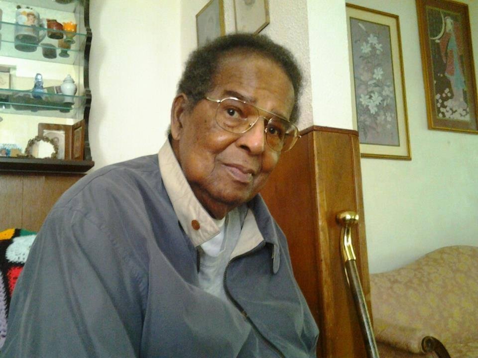 My dad suffered..............

Prayers Please, Imprisoned in one's own rapidly shrinking brain is how a doctor described it to me. I wouldn't wish Dementia/Alzheimers on my worst enemy. As the patient's brain slowly dies, t