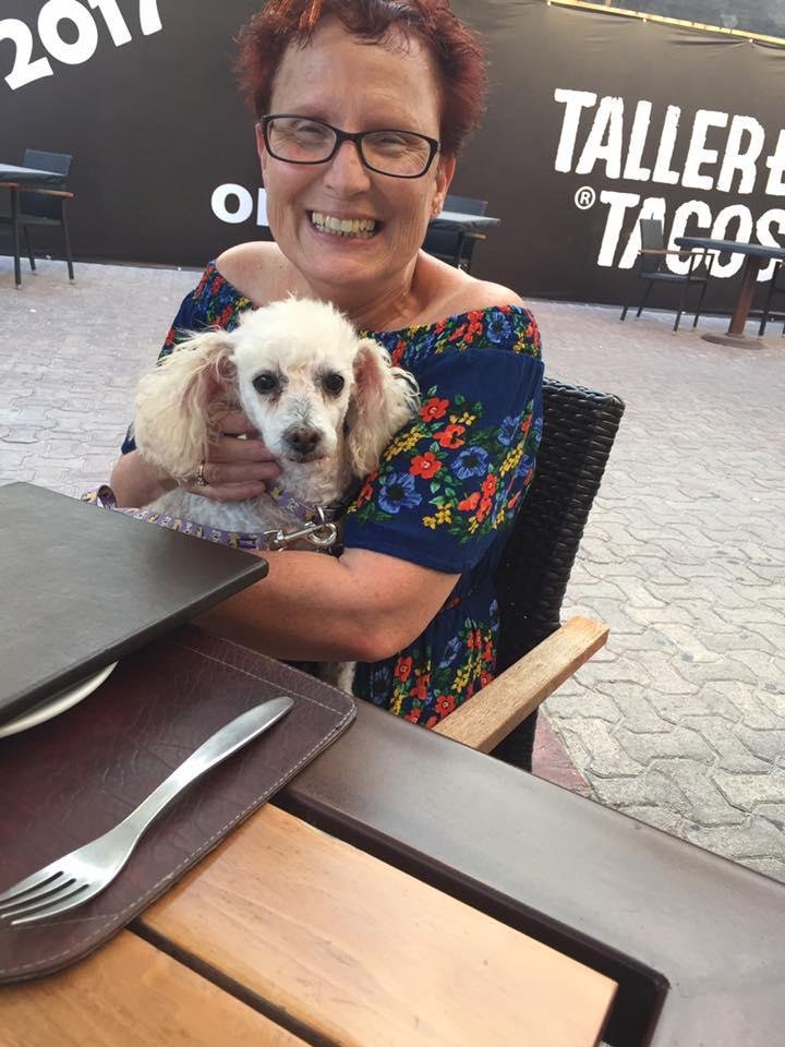 Dinner with Robin and Her Majesty