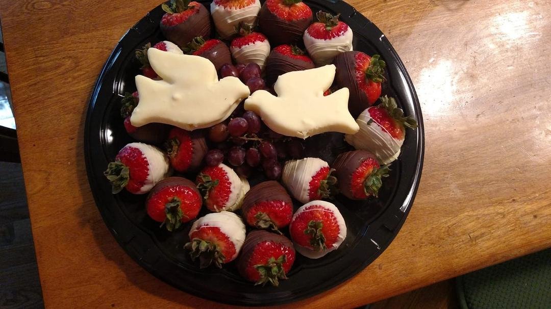 Thank you so much Trish and Kirt
and Stephany and Earl.
It is beautiful and delicious.
