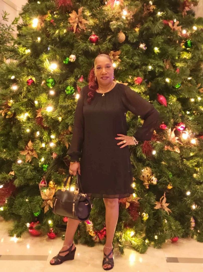 It's ya birthday! It's ya birthday!! Angela Byles  happy bday pretty lady😘😘😘